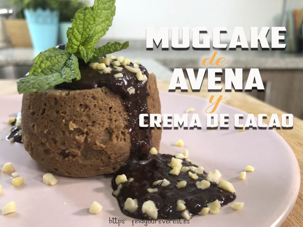 MUGCAKE DE AVENA Y CREMA DE CACAO