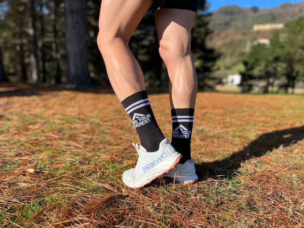 CALCETINES FIND YOUR EVEREST VINTAGE EDITION BLACK