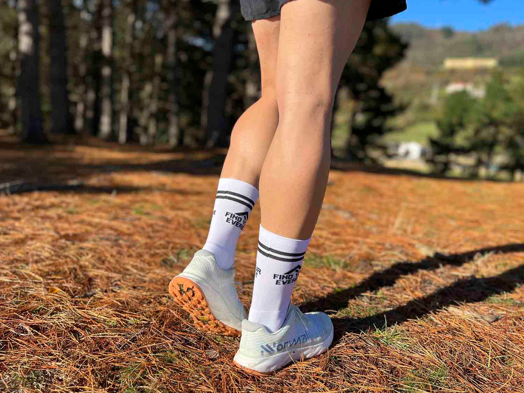 CALCETINES FIND YOUR EVEREST VINTAGE EDITION WHITE
