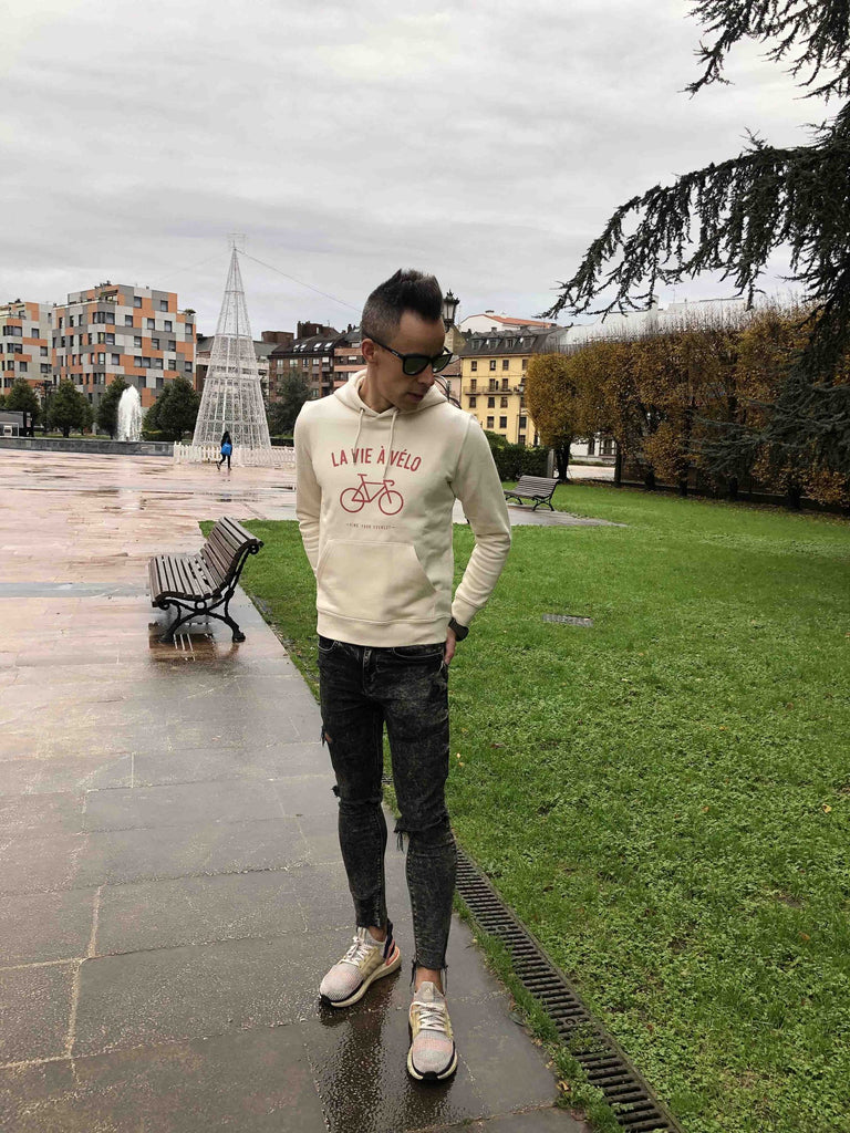 SUDADERA CASUAL FIND YOUR EVEREST "LA VIE A VELO"