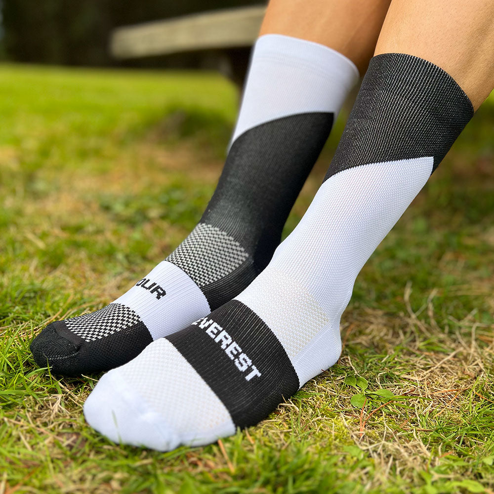 CALCETINES FIND YOUR EVEREST BICOLOR BLACK & WHITE