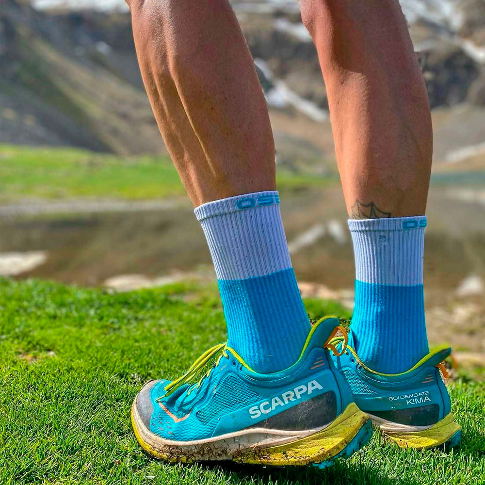 CALCETINES OS2O T&R MIDHEIGHT LIGHTWEIGHT TOESOCKS AZUL BLANCO