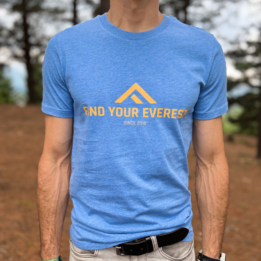 CAMISETA CASUAL FIND YOUR EVEREST LOGO AZUL