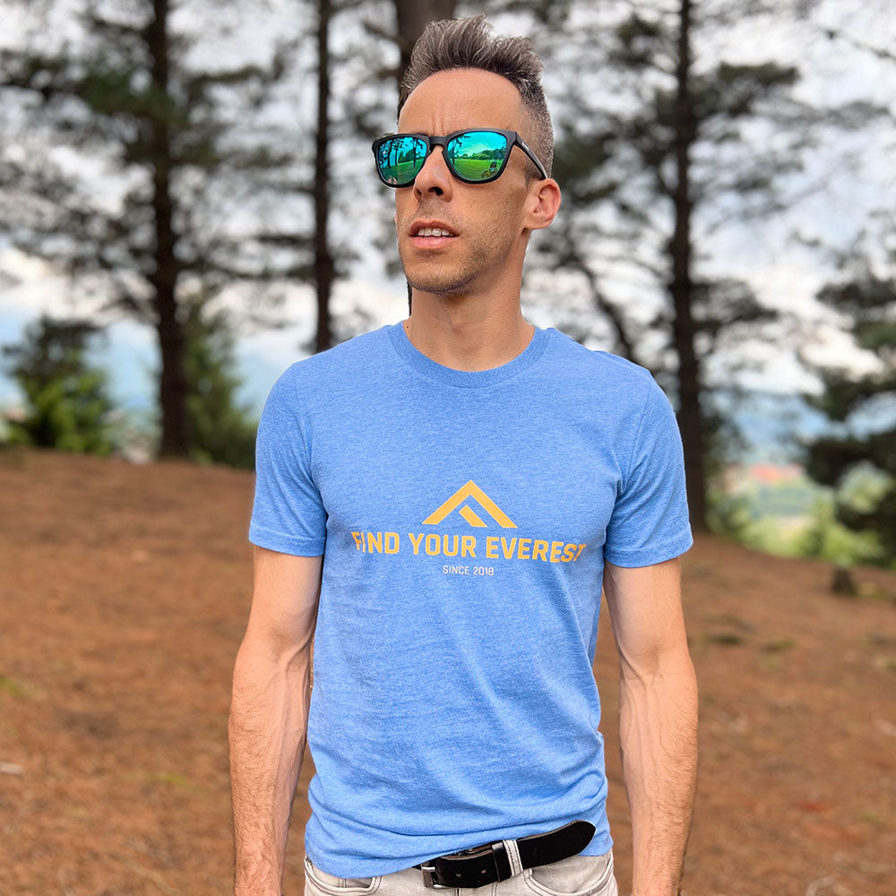 CAMISETA CASUAL FIND YOUR EVEREST LOGO AZUL