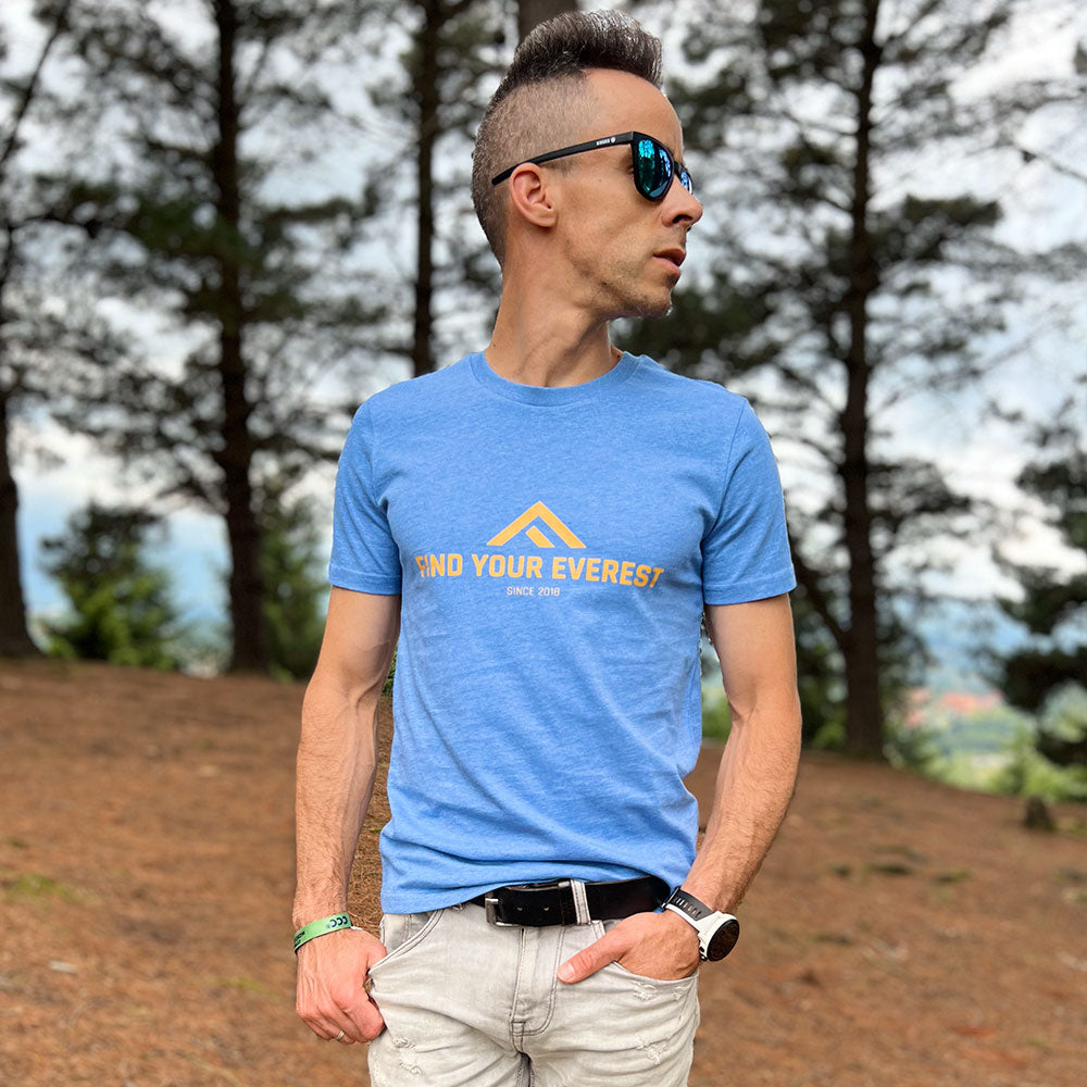 CAMISETA CASUAL FIND YOUR EVEREST LOGO AZUL