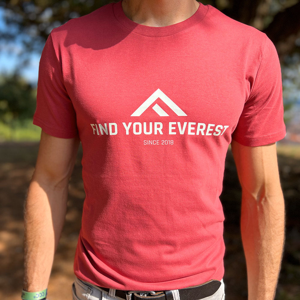 CAMISETA CASUAL FIND YOUR EVEREST ROJA