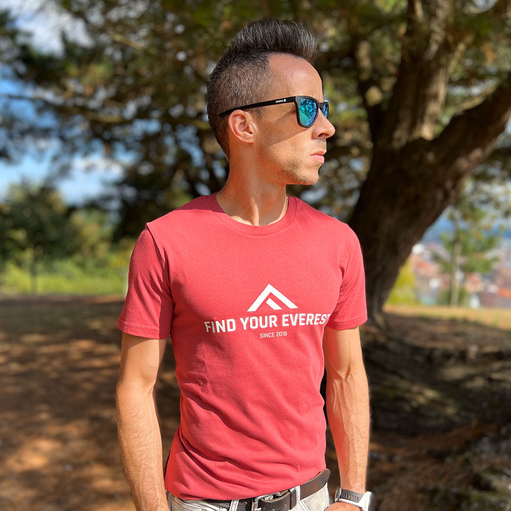 CAMISETA CASUAL FIND YOUR EVEREST ROJA