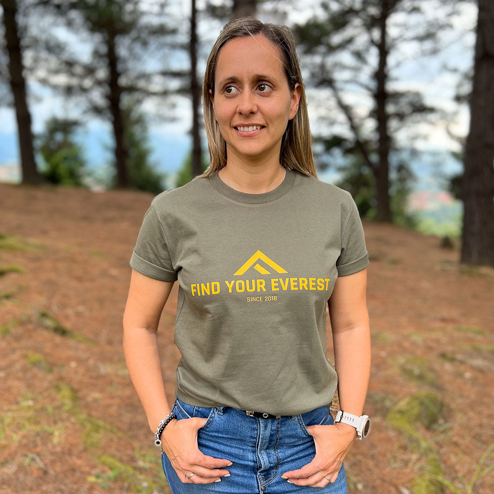 CAMISETA CASUAL FIND YOUR EVEREST LOGO VERDE GEO MUJER