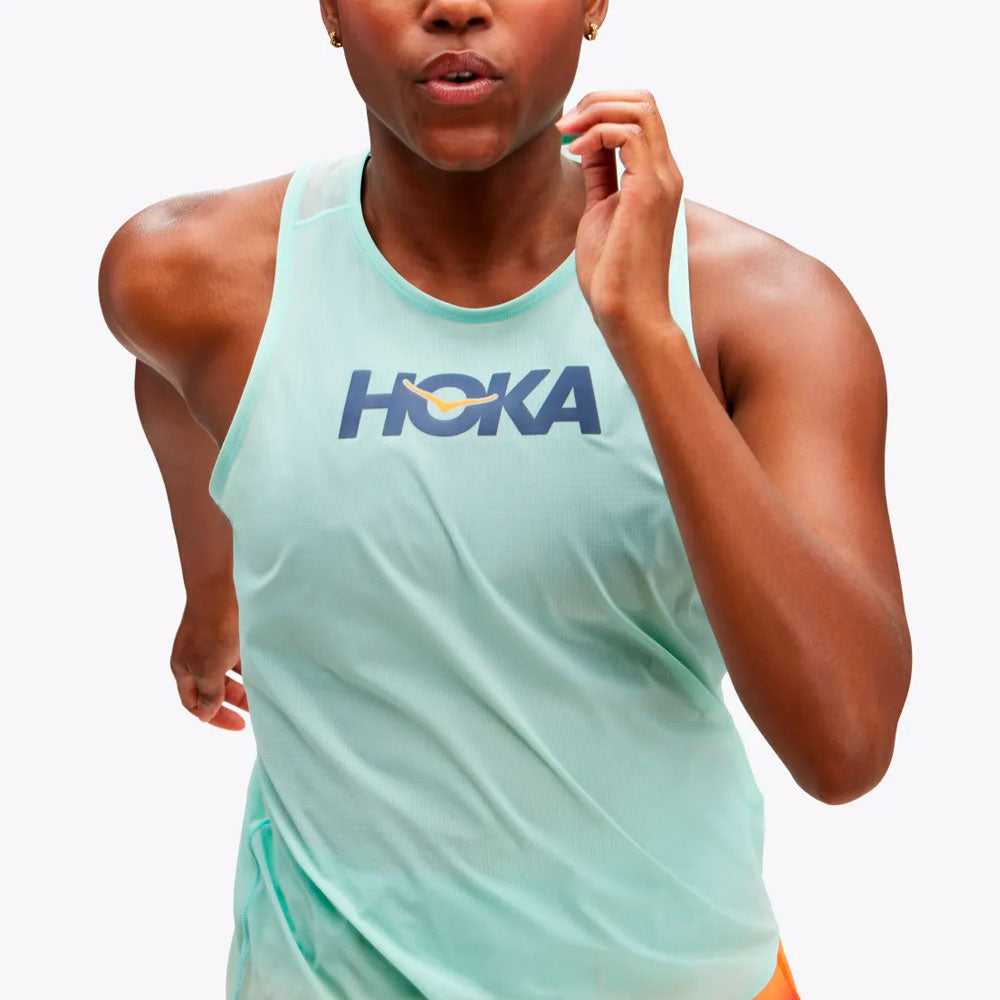 CAMISETA DE TIRANTES HOKA AIROLITE MUJER CLOUDLESS MARATHON