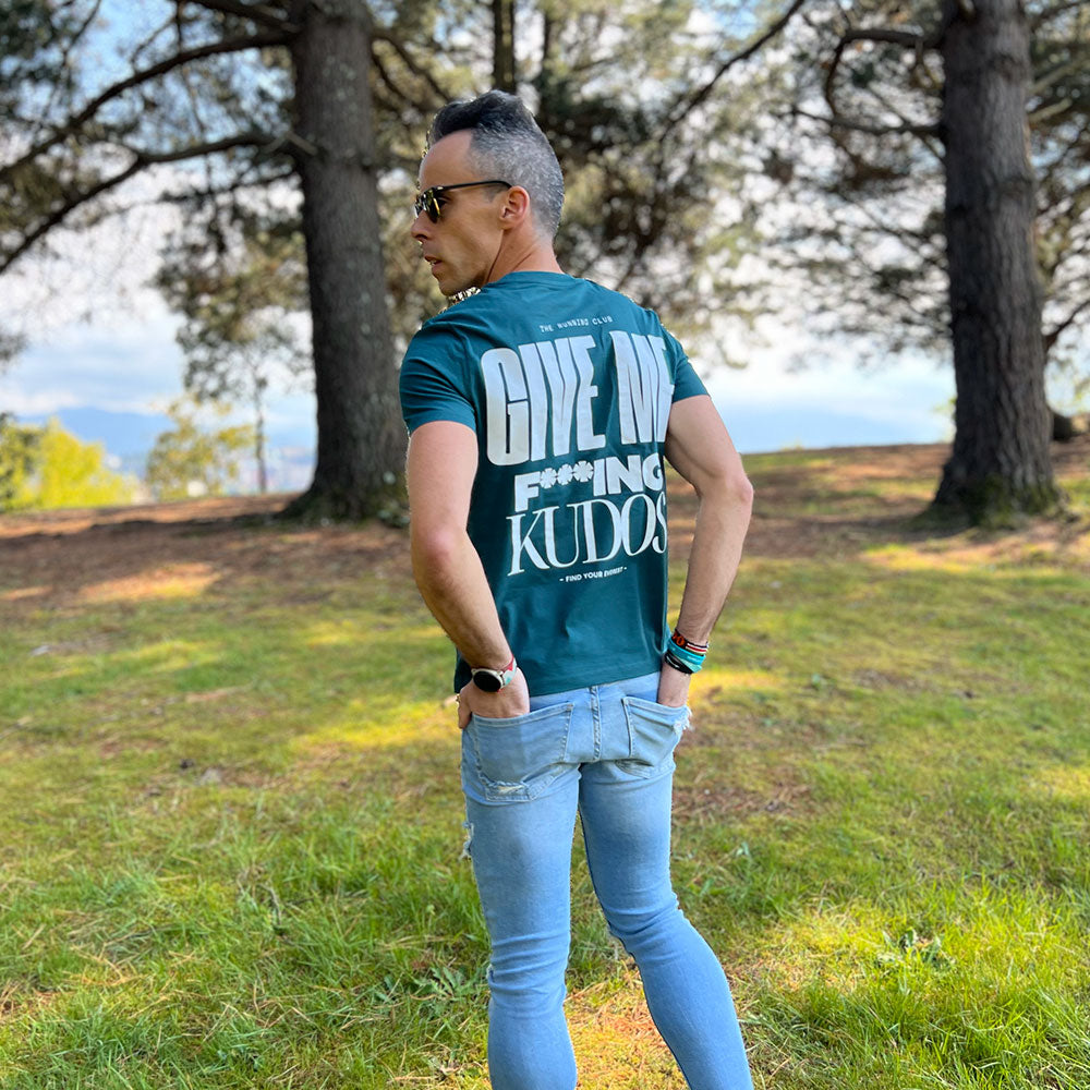 CAMISETA FIND YOUR EVEREST - GIVE ME FUCKING KUDOS - VERDE