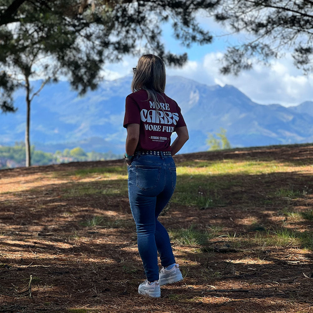 CAMISETA FIND YOUR EVEREST - MORE CARBS MORE FUN - KAZAM