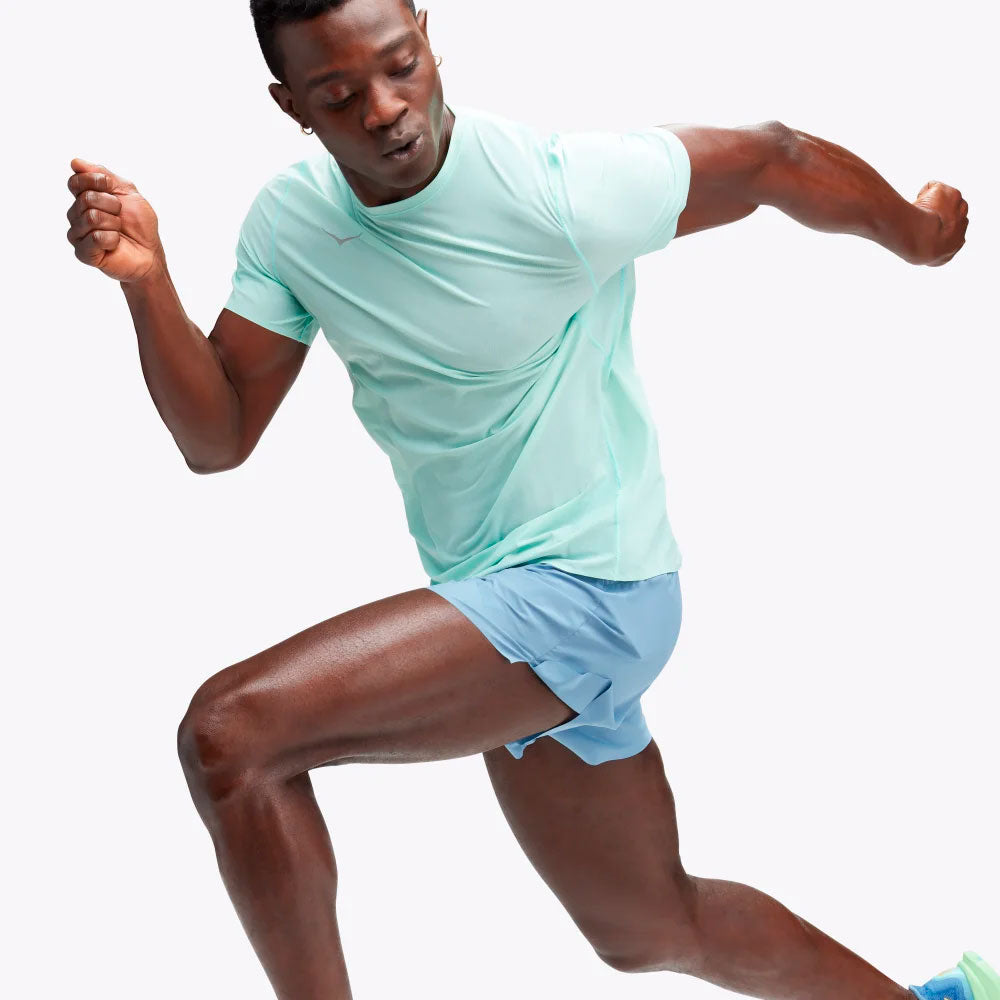CAMISETA HOKA AIROLITE CLOUDLESS
