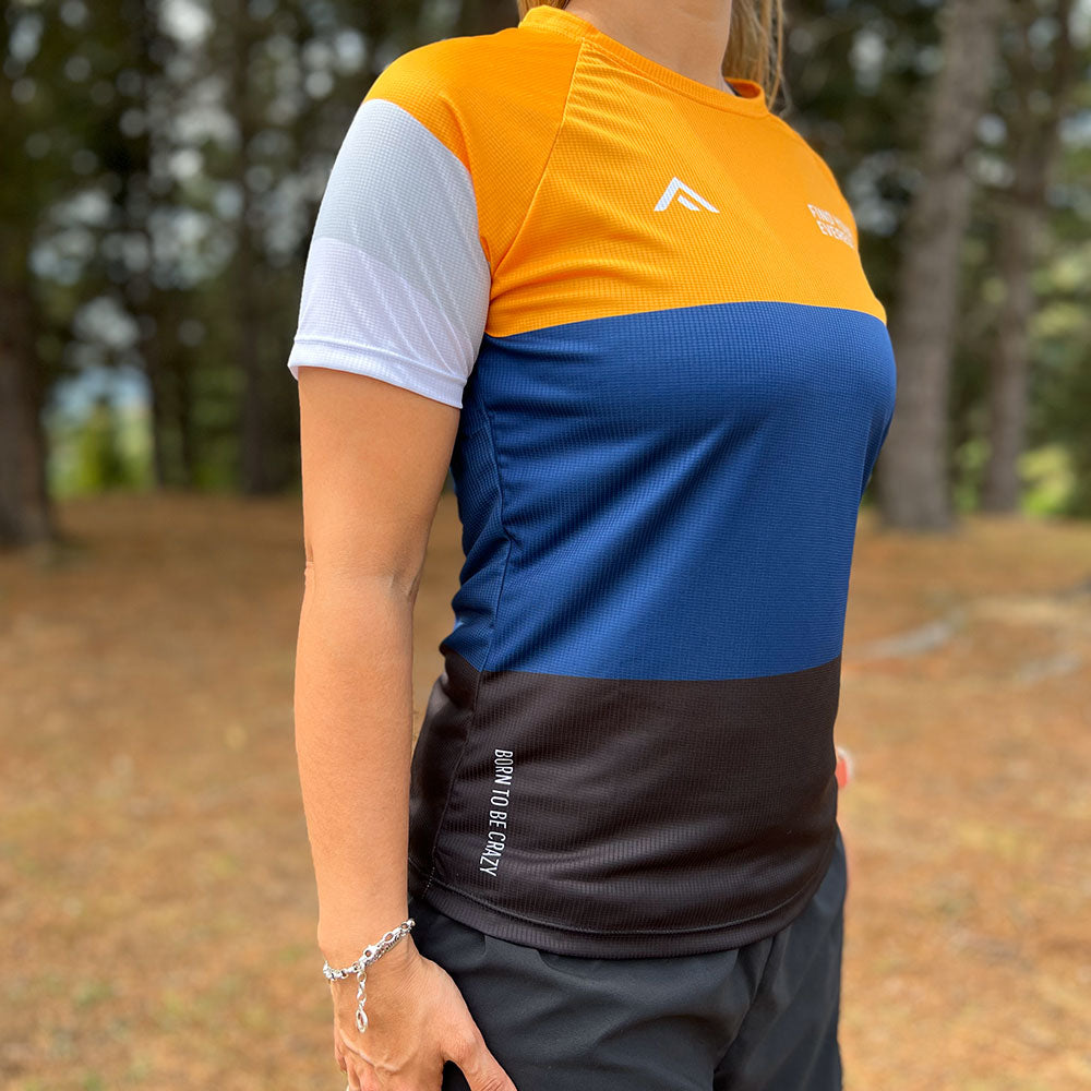 CAMISETA TÉCNICA FIND YOUR EVEREST AZUL MARINO MUJER