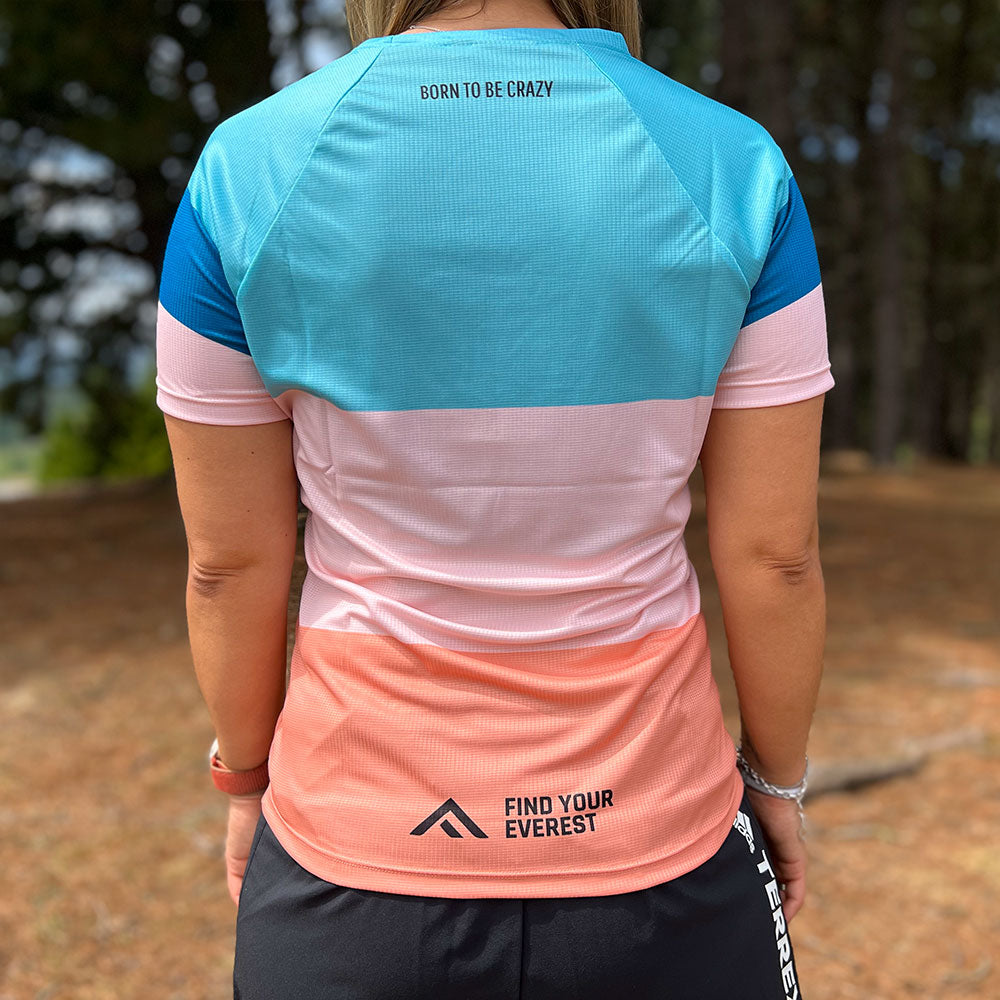 CAMISETA TÉCNICA FIND YOUR EVEREST AZUL ROSA MUJER