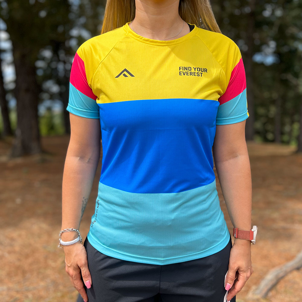 CAMISETA TÉCNICA FIND YOUR EVEREST MULTICOLOR MUJER