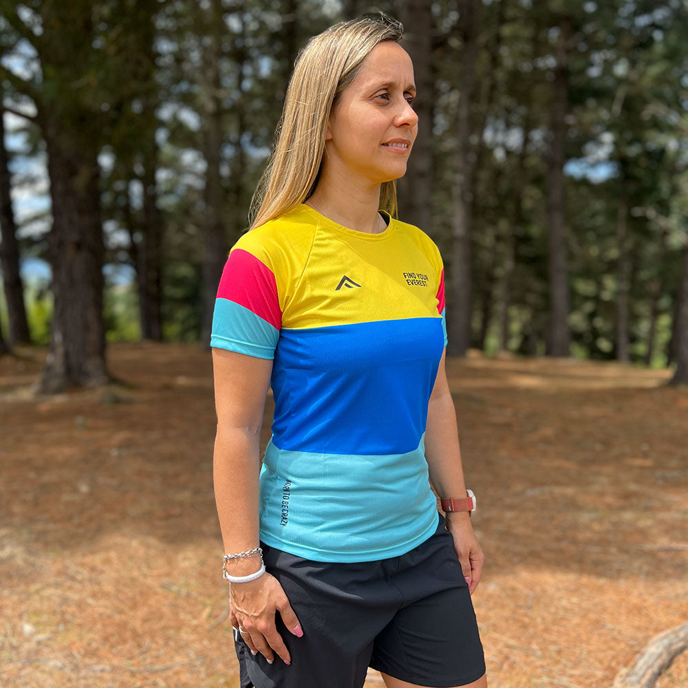 CAMISETA TÉCNICA FIND YOUR EVEREST MULTICOLOR MUJER