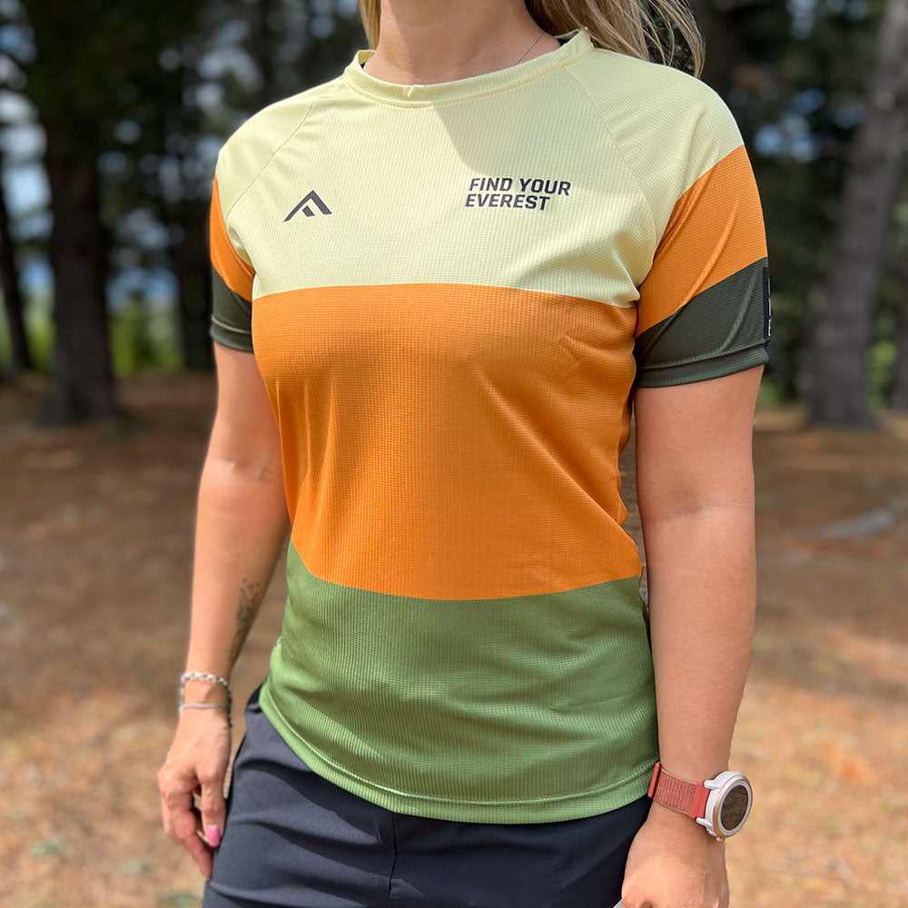 CAMISETA TÉCNICA FIND YOUR EVEREST VERDE GEO MUJER