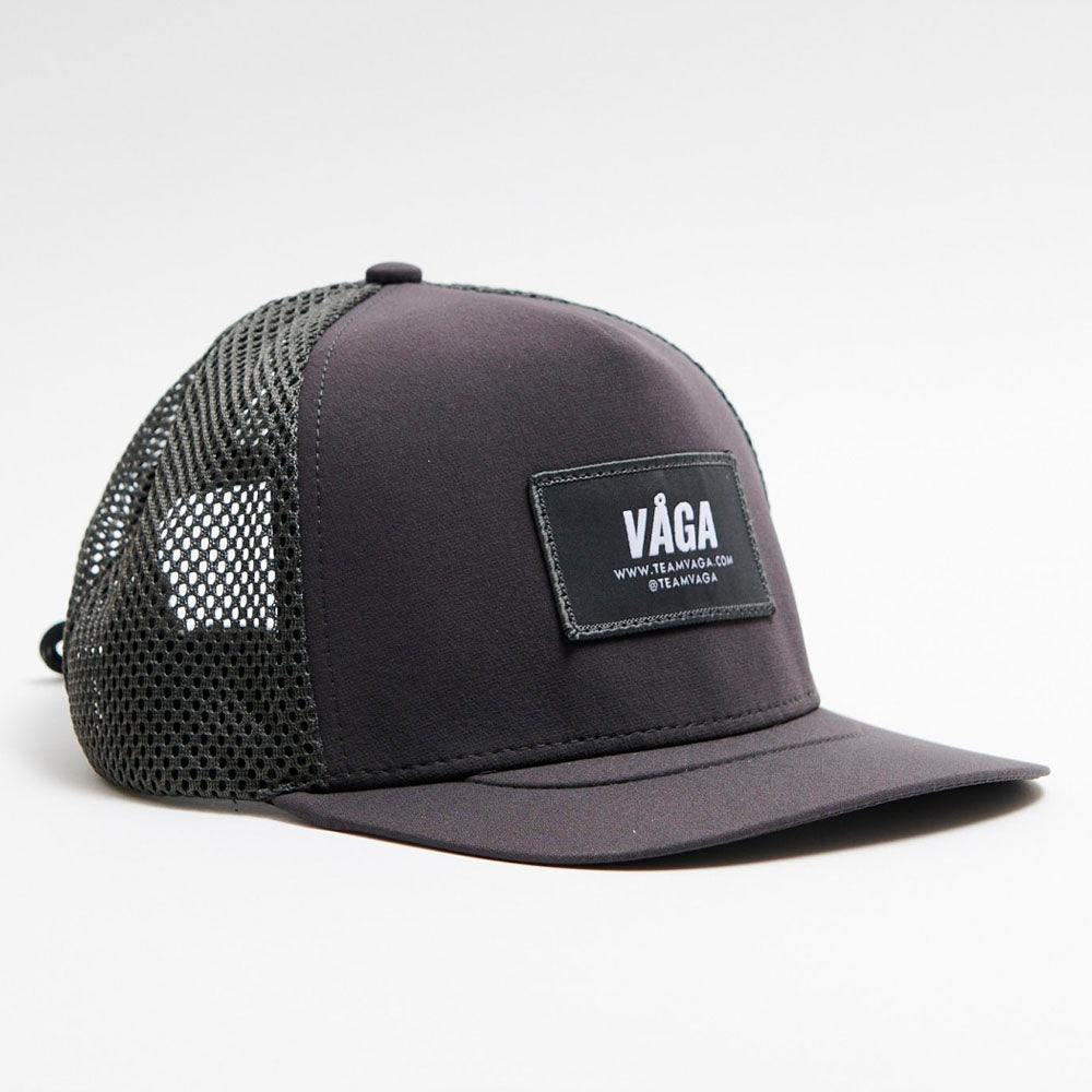 GORRA TRUCKER OPEN MESH VÅGA CHARCOAL
