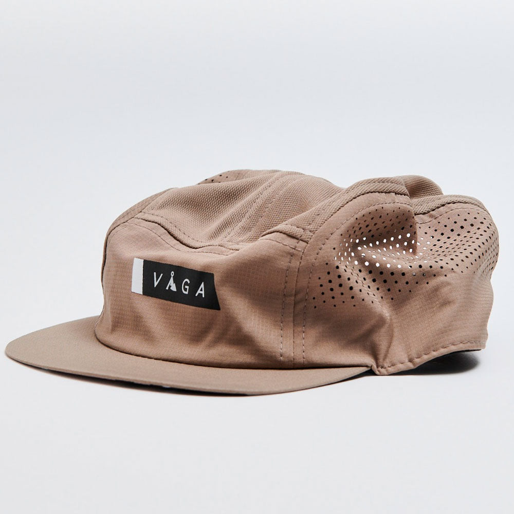 GORRA VÅGA FEATHER RACING KHAKI / BLACK
