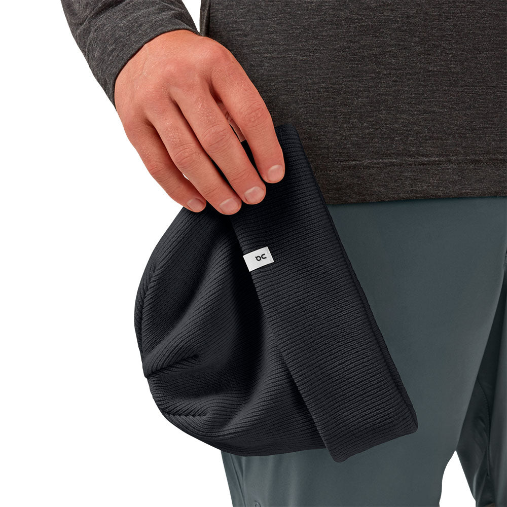 GORRO ON MERINO NEGRO