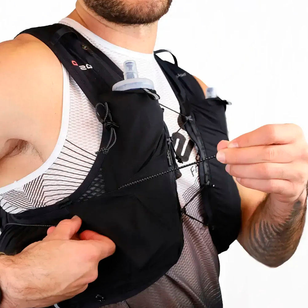 MOCHILA CHALECO OS2O SPEEDPACK 12L Black – Find Your Everest