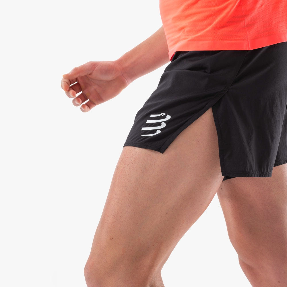 PANTALÓN CORTO COMPRESSPORT RACING SPLIT NEGRO