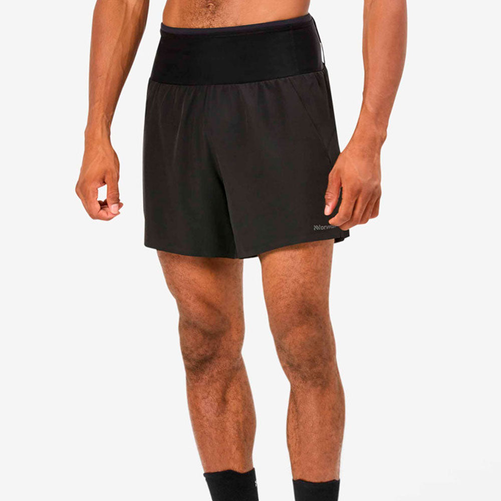 PANTALÓN CORTO NNORMAL RACE SHORTS