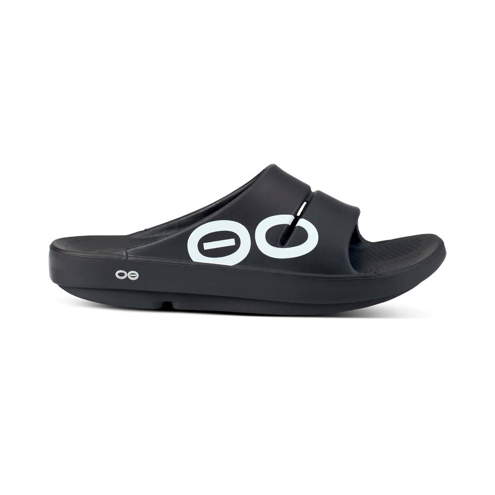 SANDALIAS OOFOS RECOVERY OOAHH SPORT NEGRO BLANCO