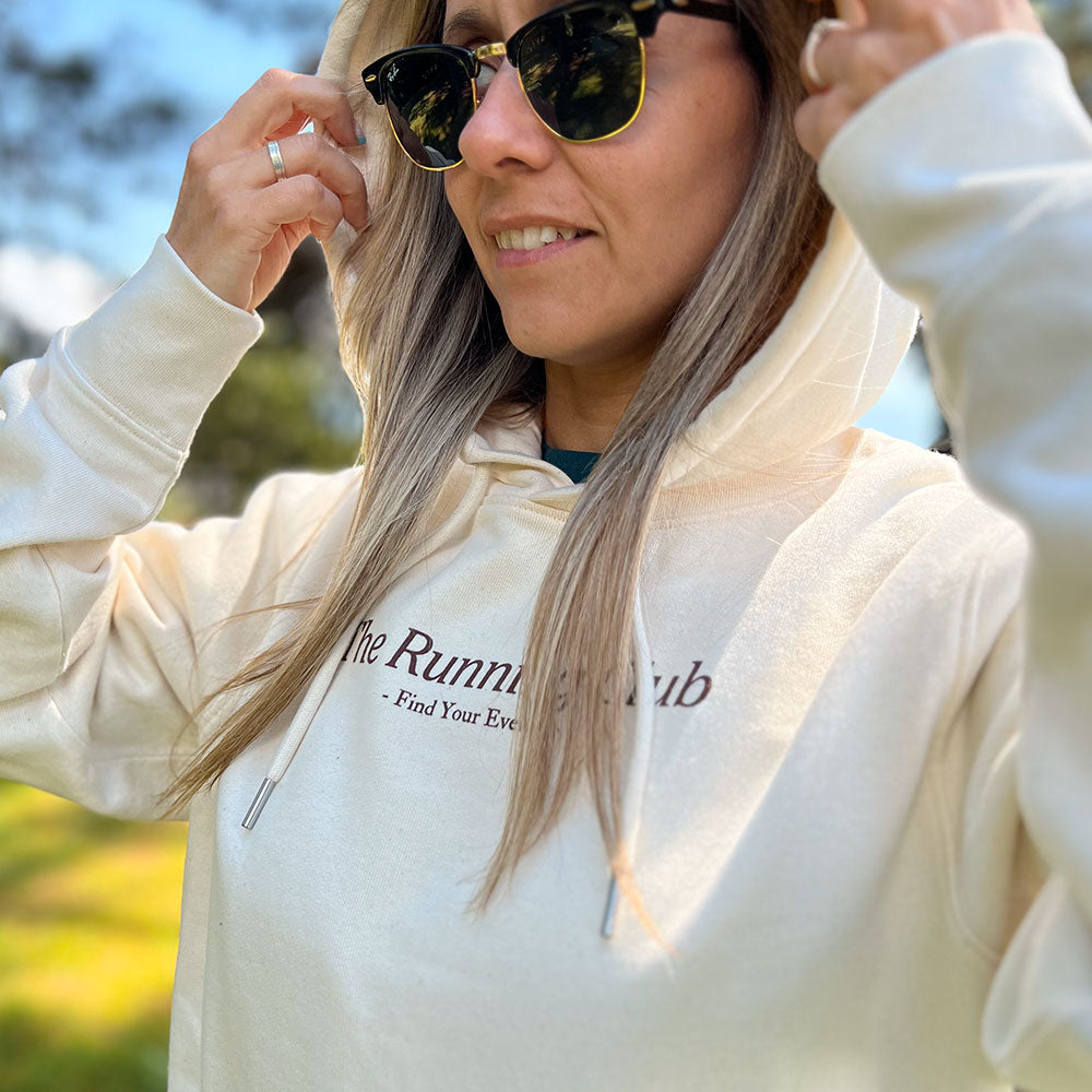 SUDADERA FIND YOUR EVEREST - THE RUNNING CLUB - BEIGE