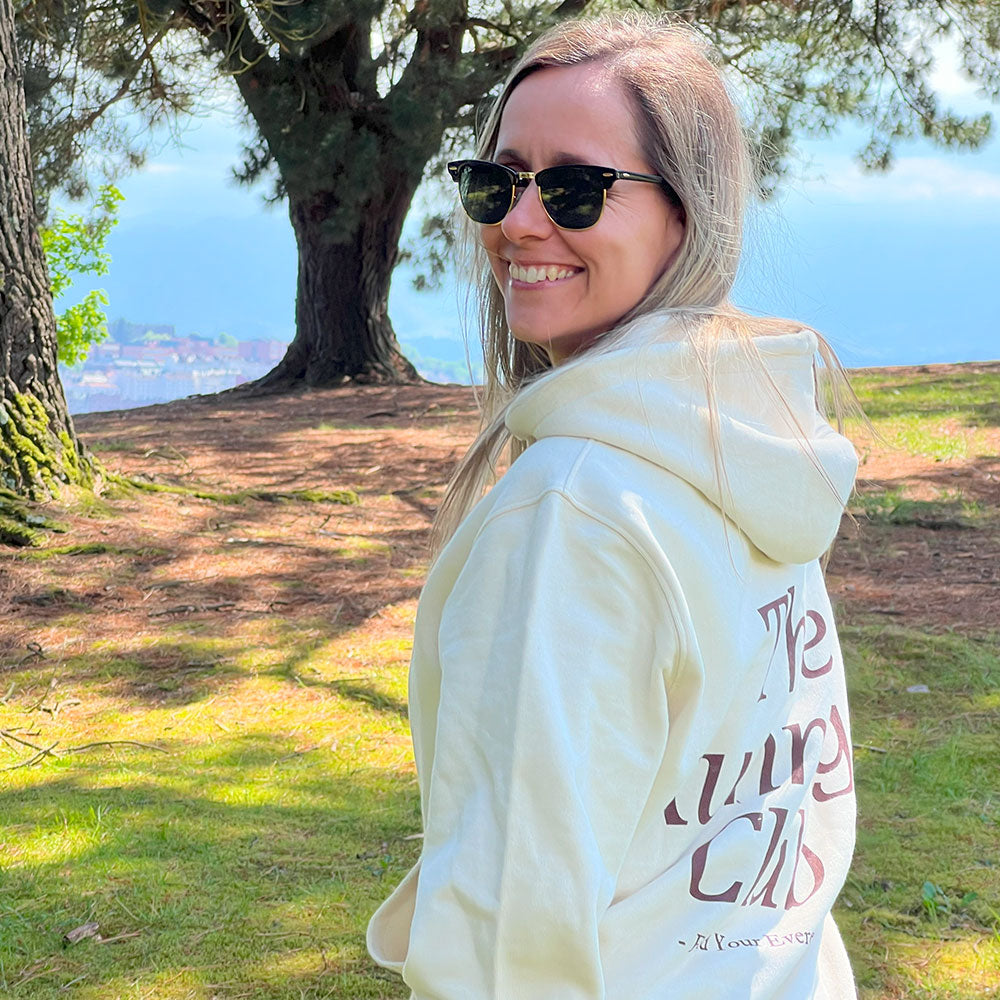 SUDADERA FIND YOUR EVEREST - THE RUNNING CLUB - BEIGE