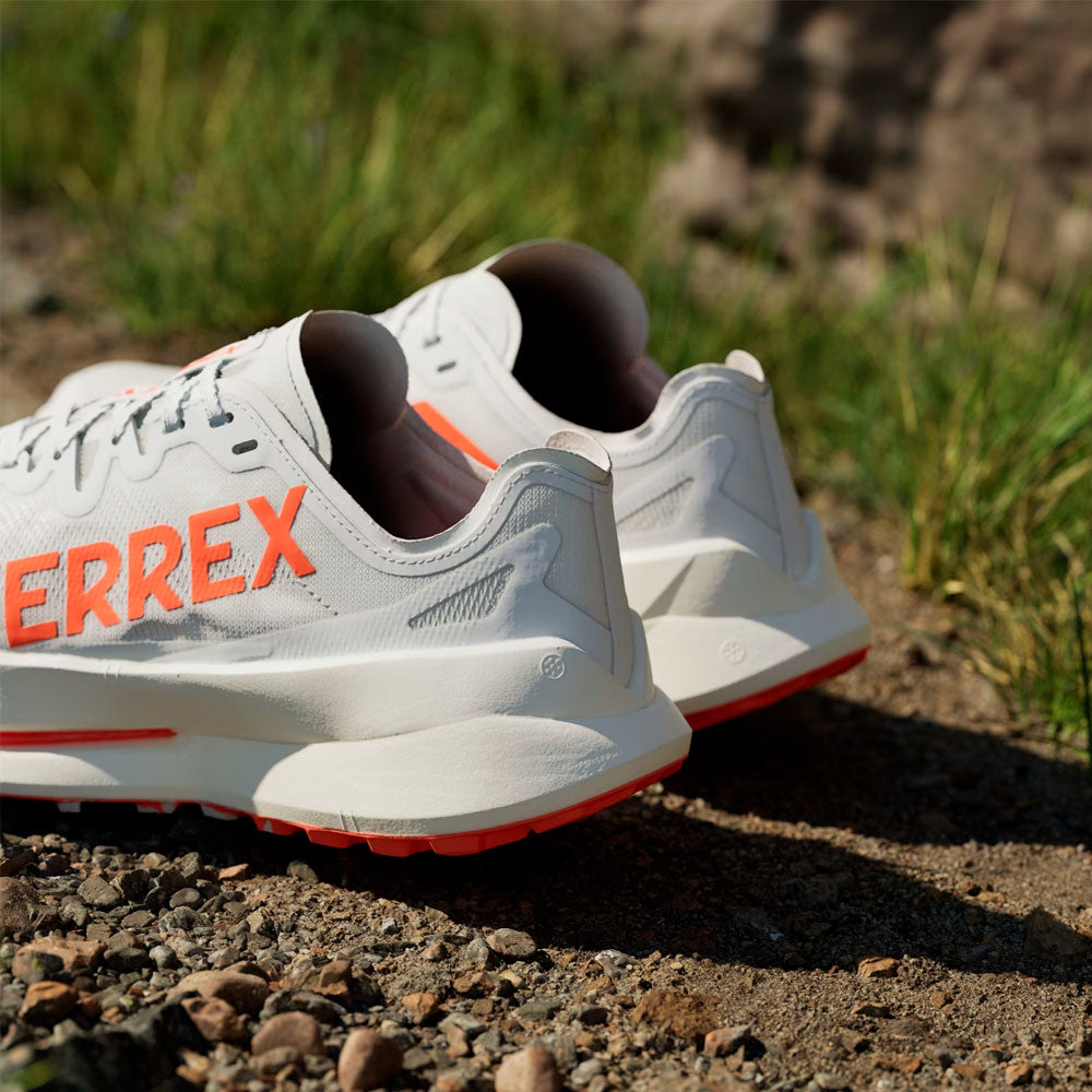 ZAPATILLAS ADIDAS TERREX AGRAVIC SPEED ULTRA CLOUD WHITE IMPACT ORANGE DASH GREY