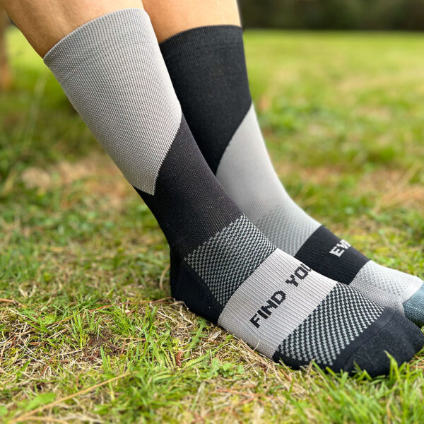 CALCETINES FIND YOUR EVEREST BICOLOR GREY